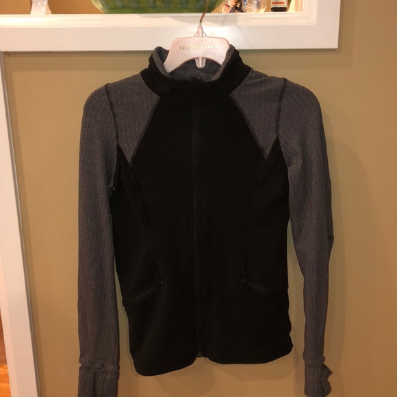 Black and Gray ivivva jacket - Picture 1 of 2